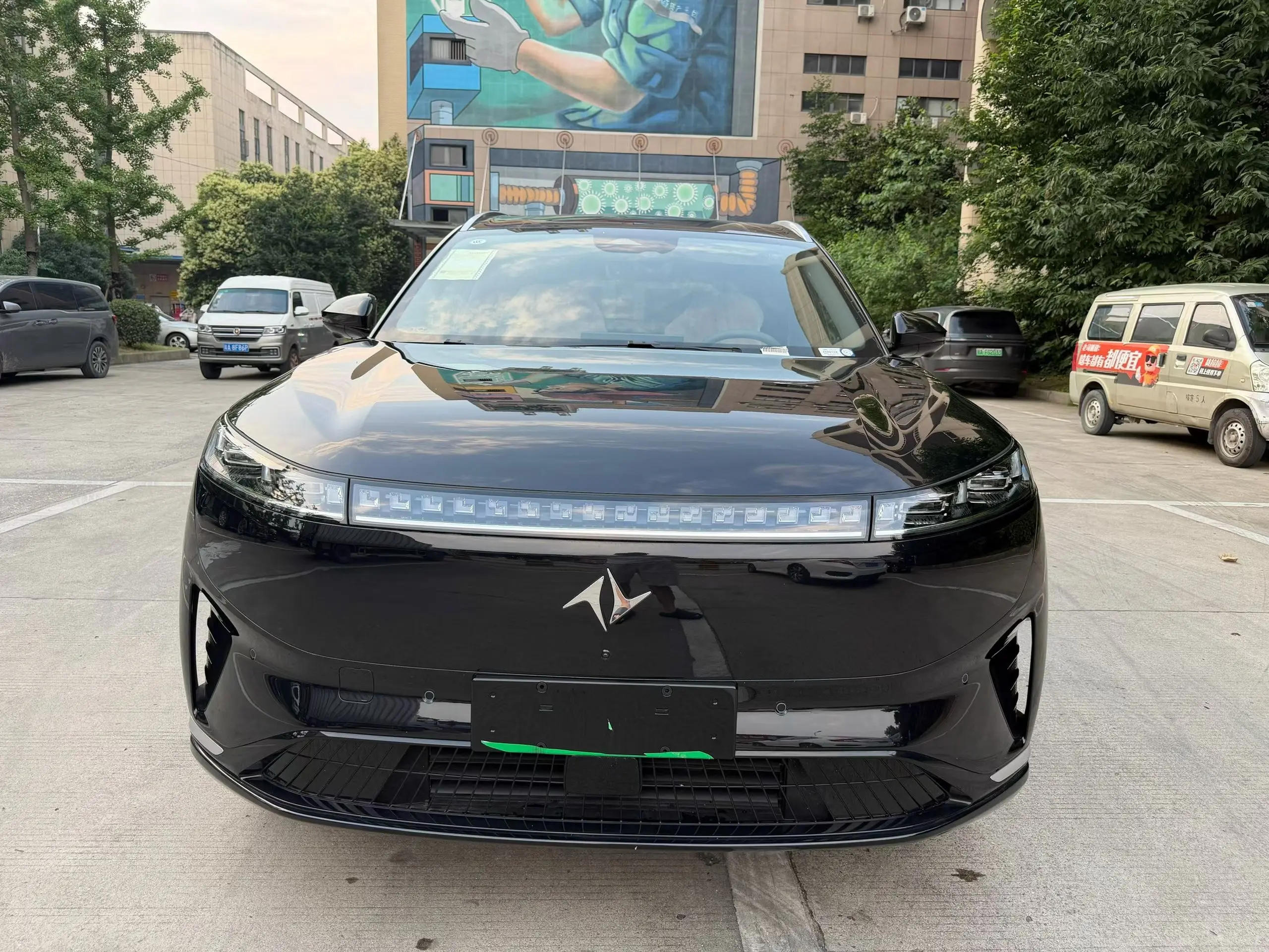 Dongfeng Yipai 008