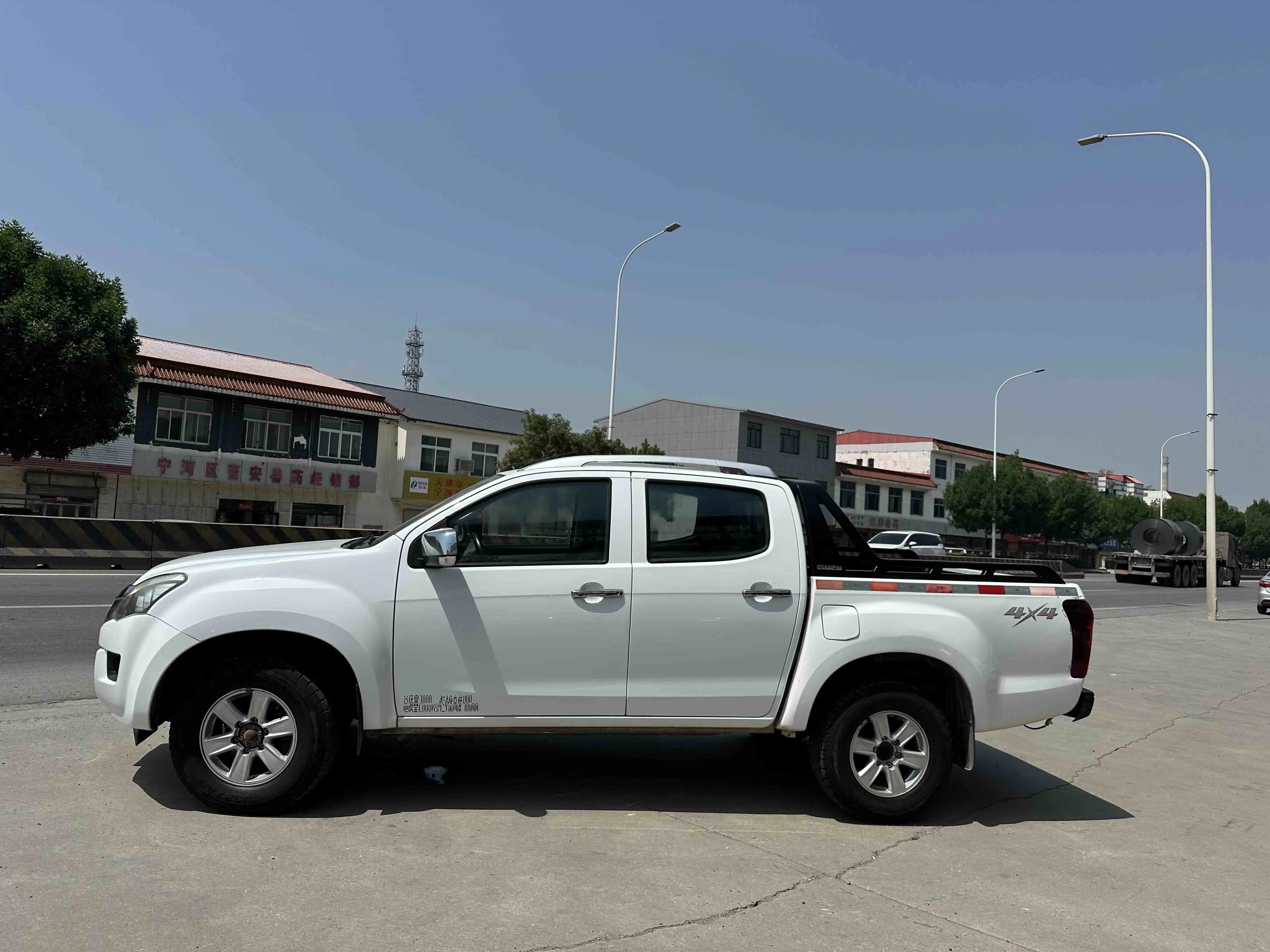 Isuzu D-MAX