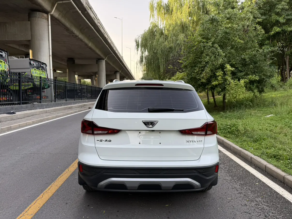 Jetta VS5