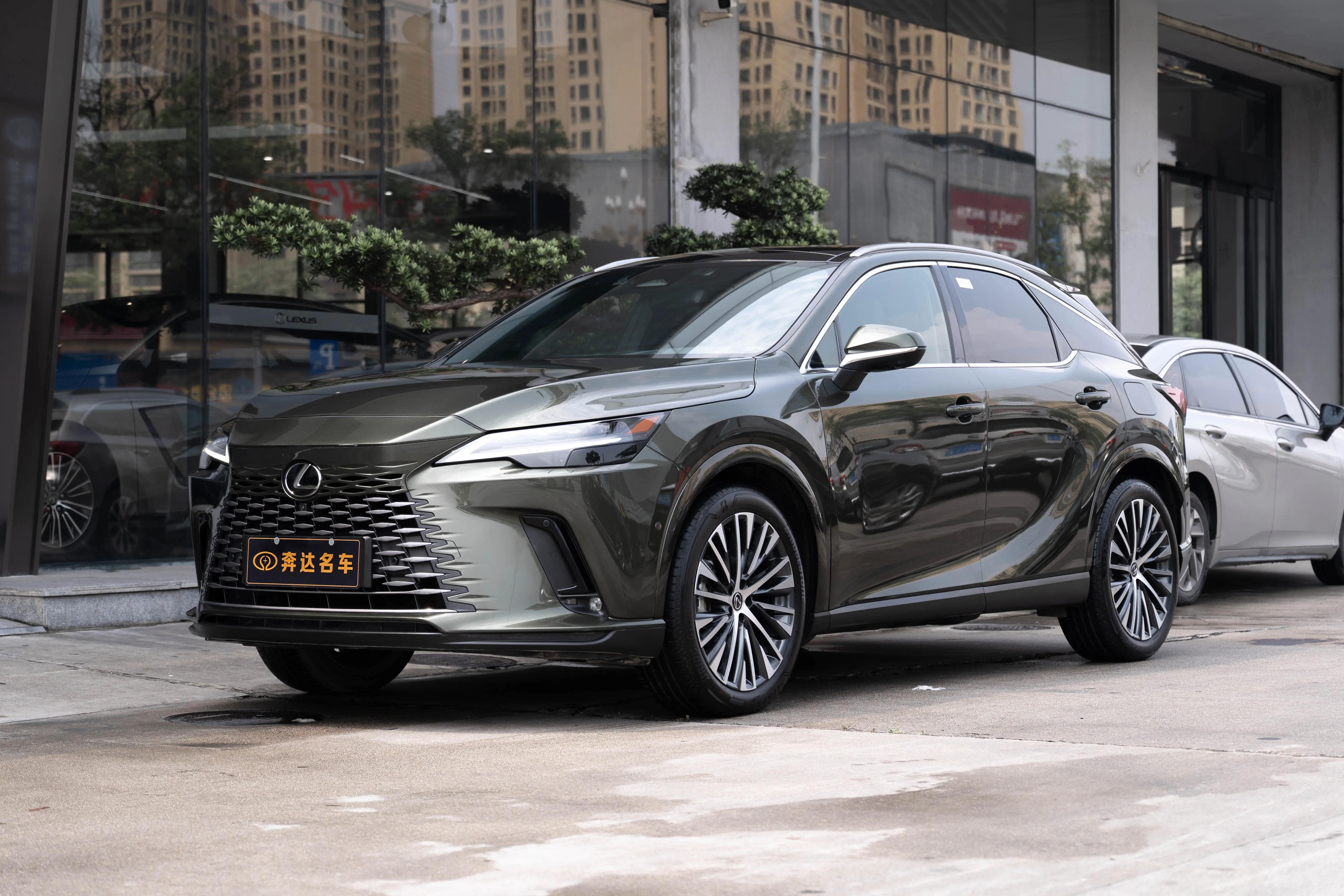Lexus RX PHEV