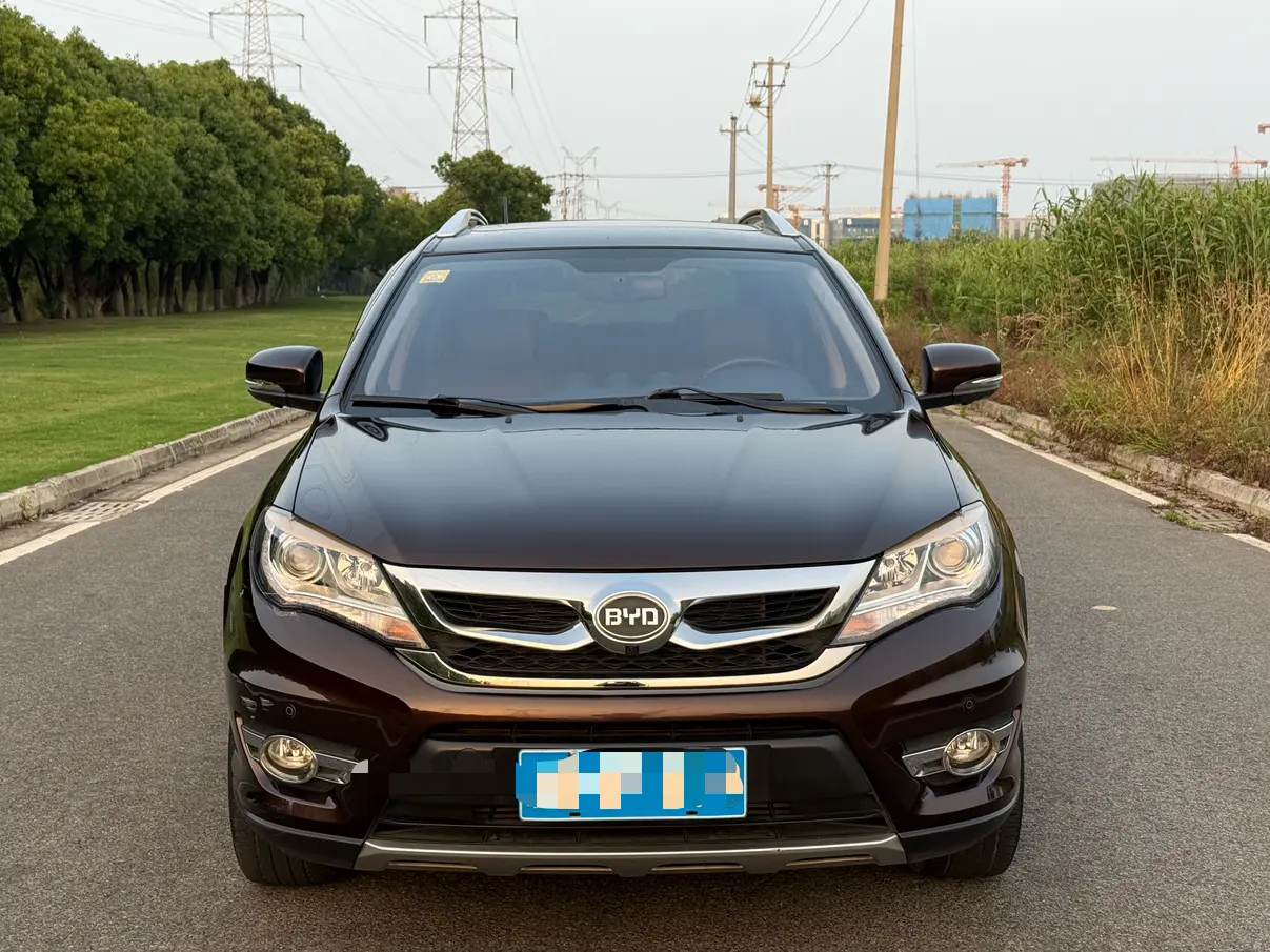 BYD S7