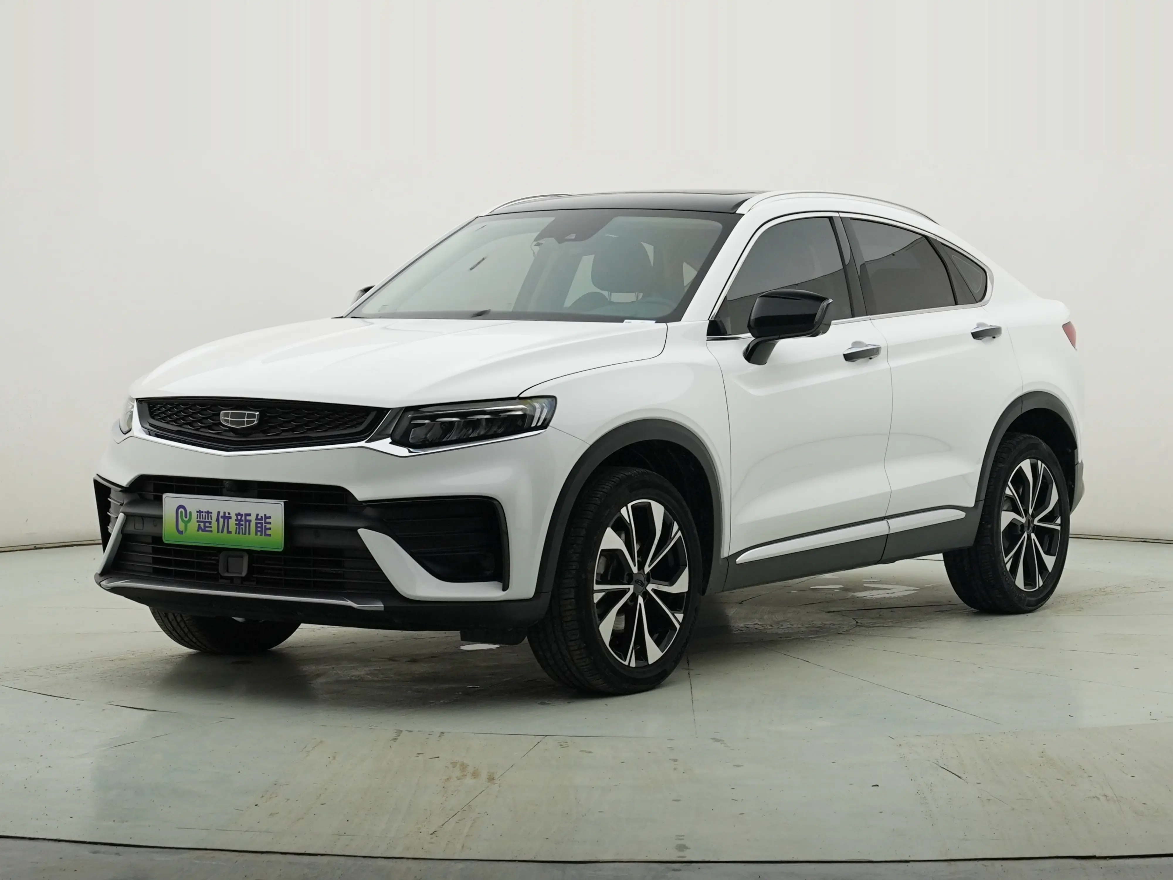 Geely Xingyue S  из Китая