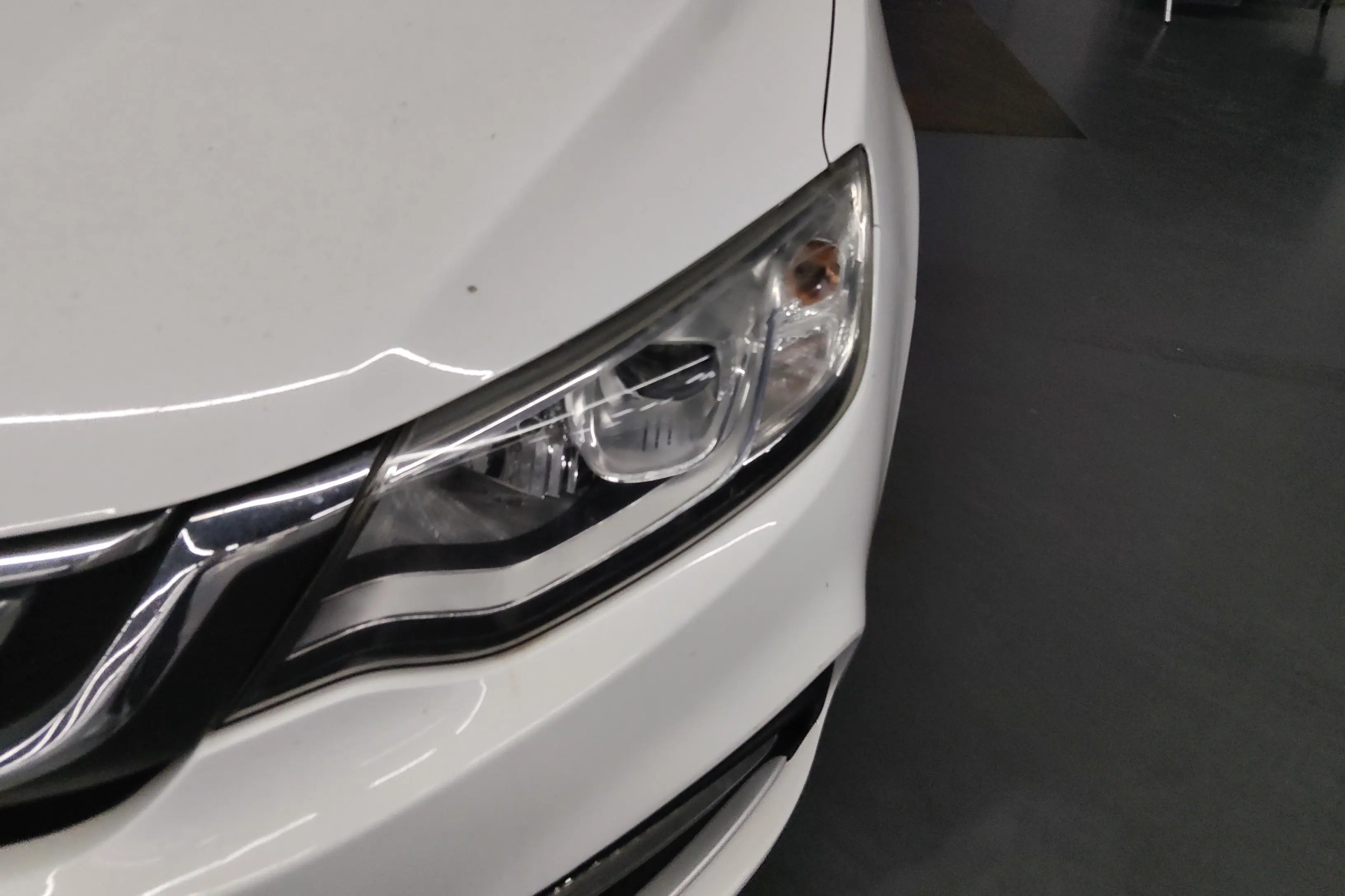 Geely Vision