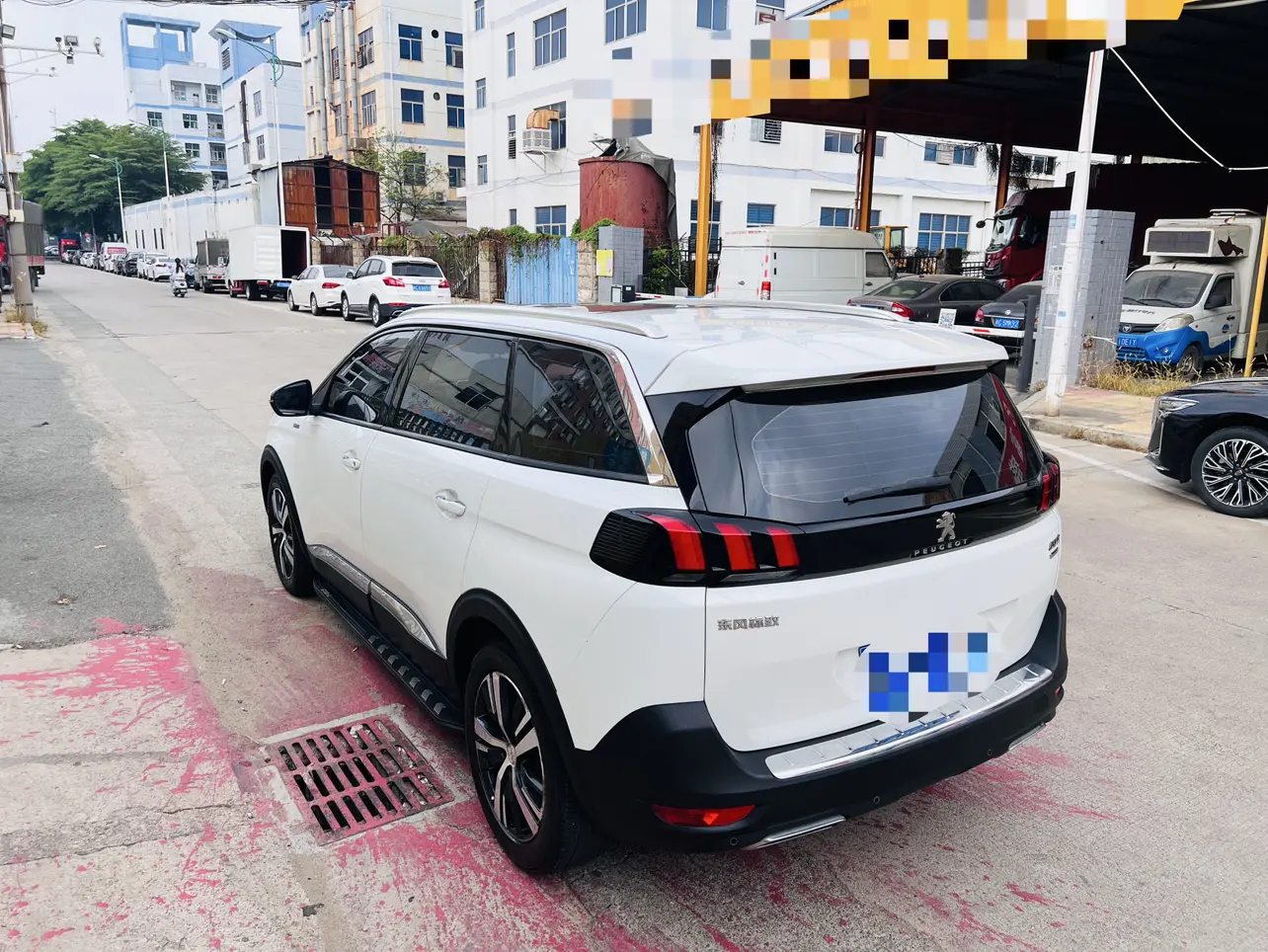 Peugeot 5008
