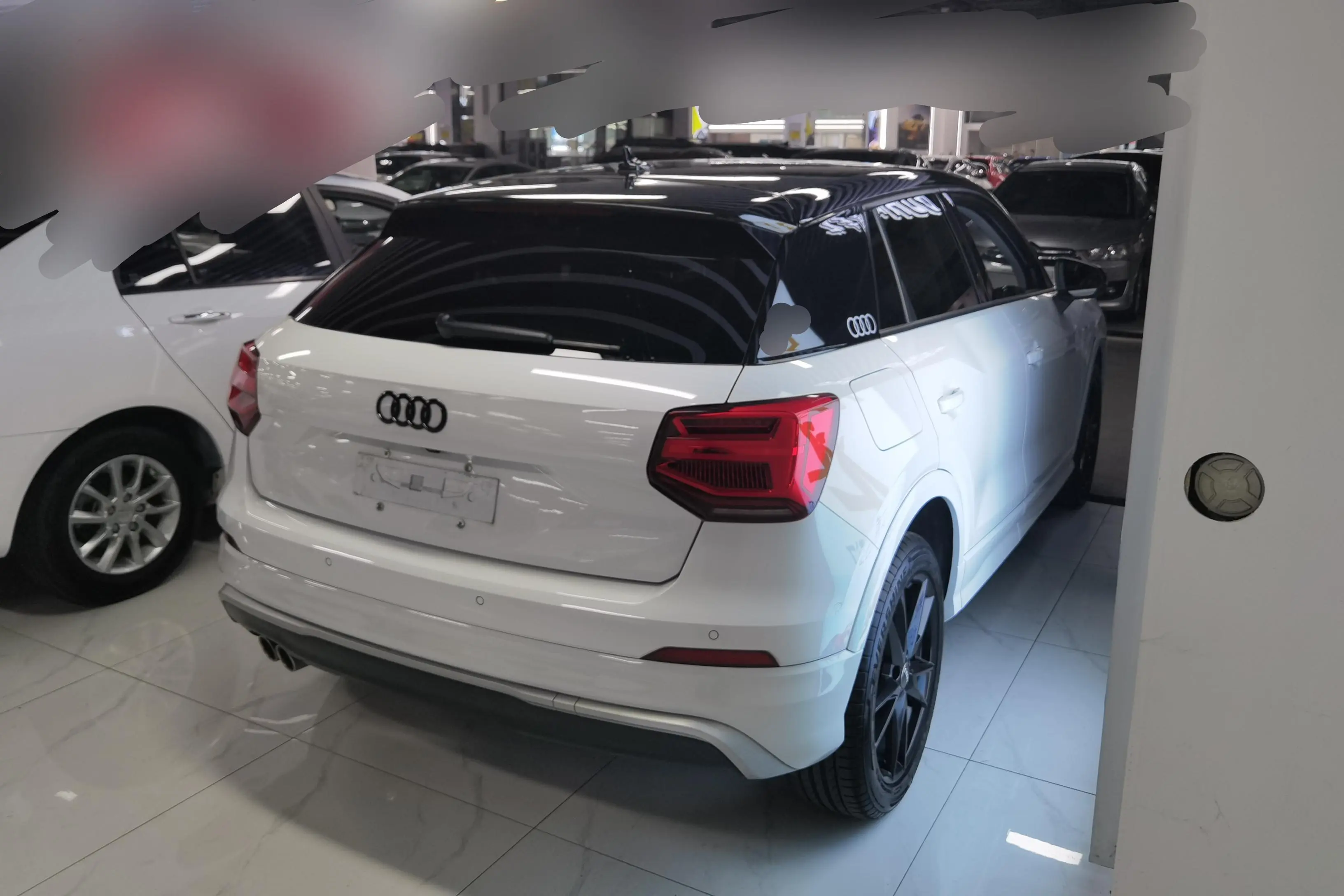 Audi Q2L