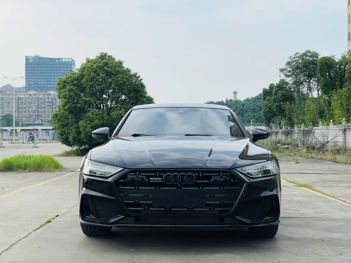 Audi A7L