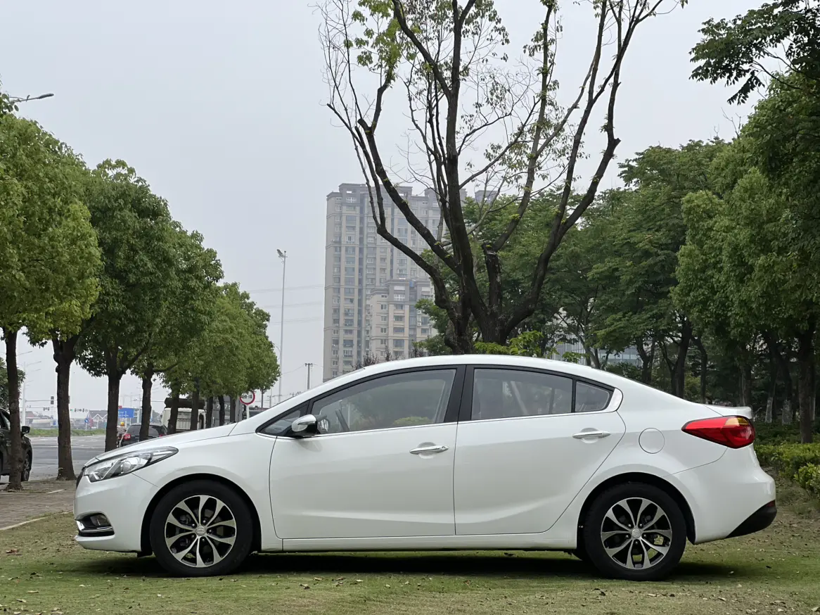 Kia K3