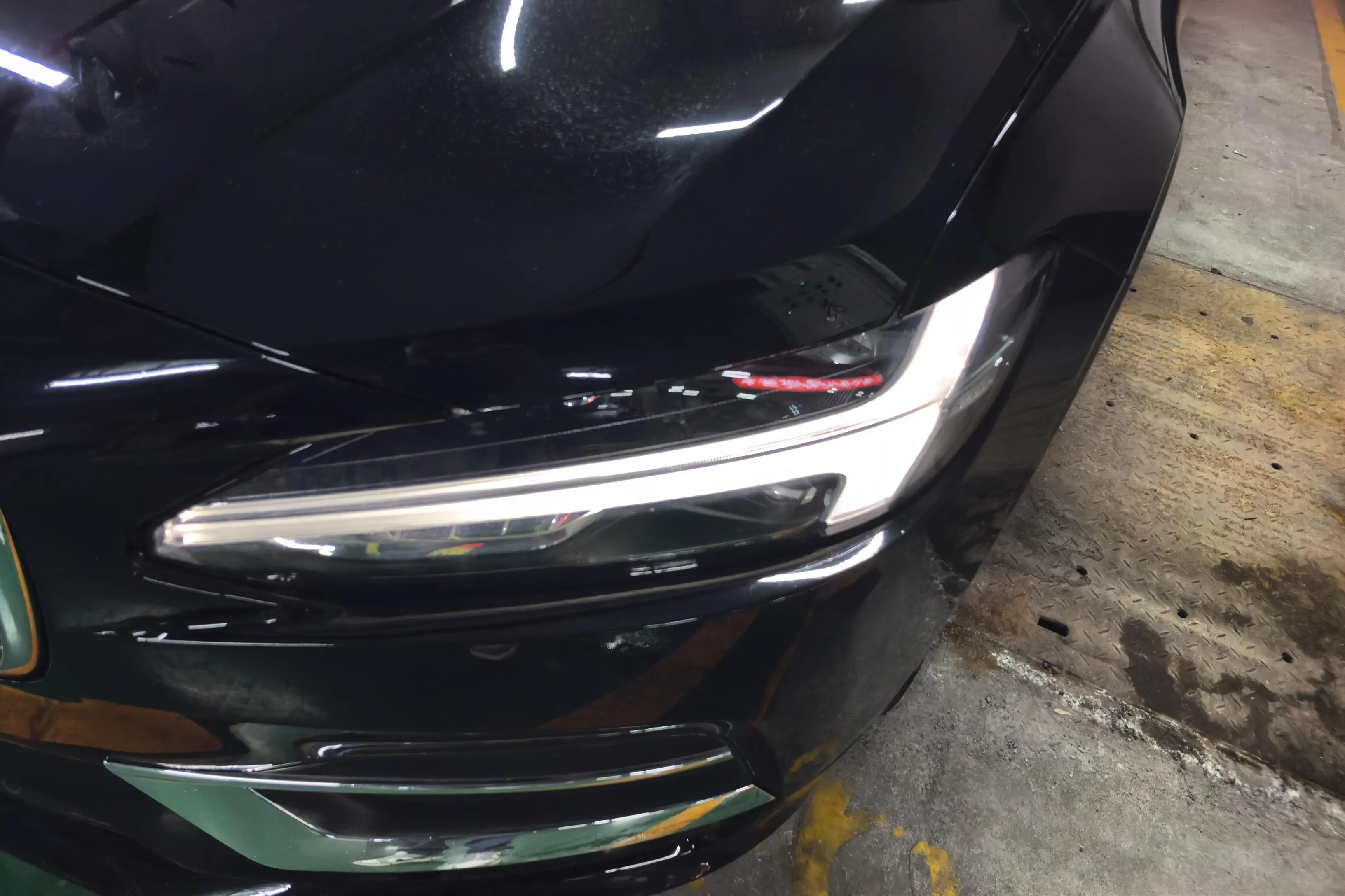 Volvo S90