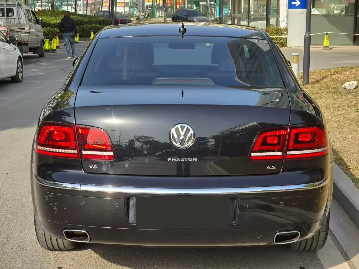 Volkswagen Phaeton / Phideon