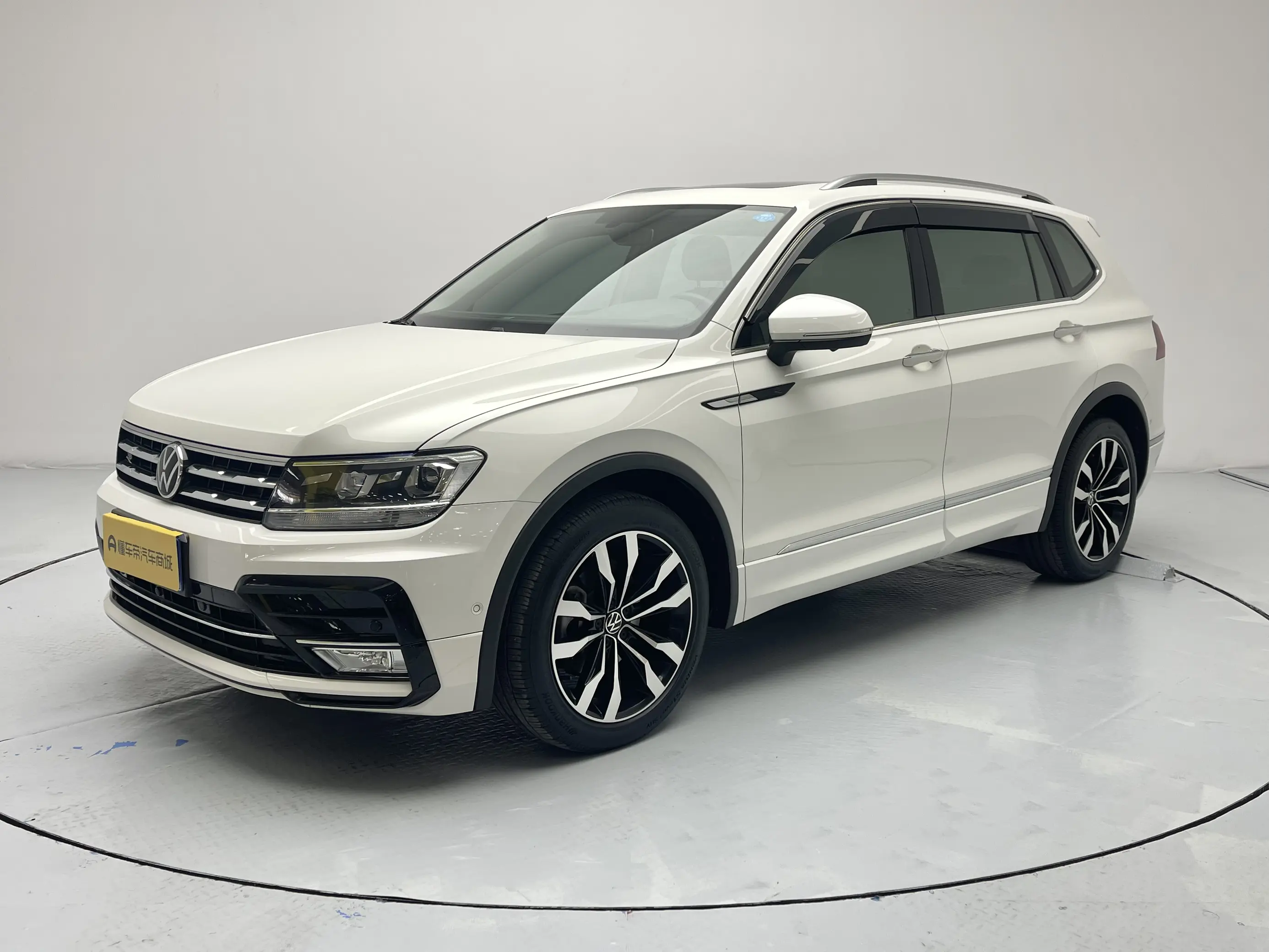 Volkswagen Tiguan L