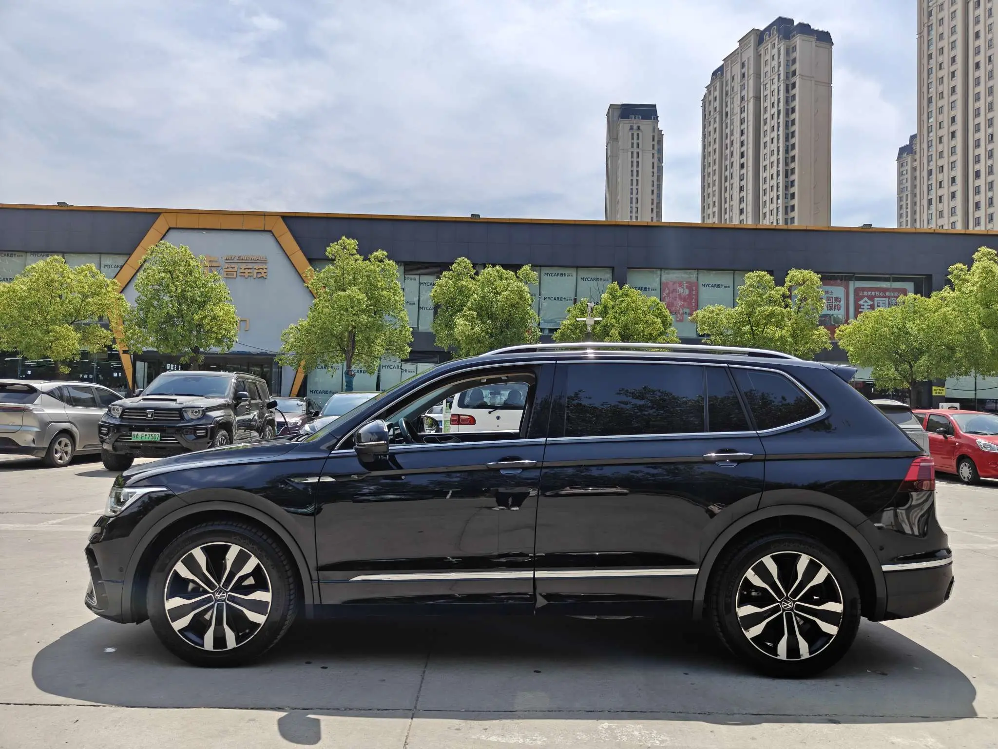 Volkswagen Tiguan L
