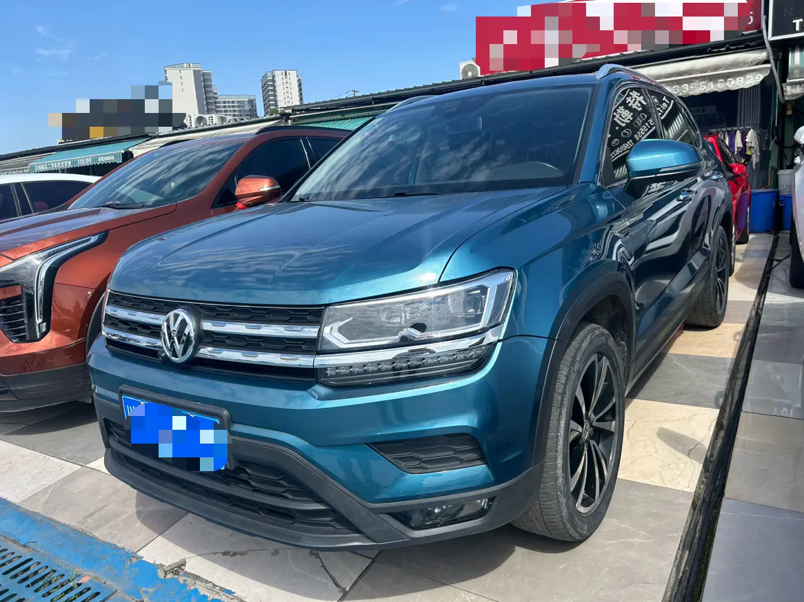 Volkswagen Tharu