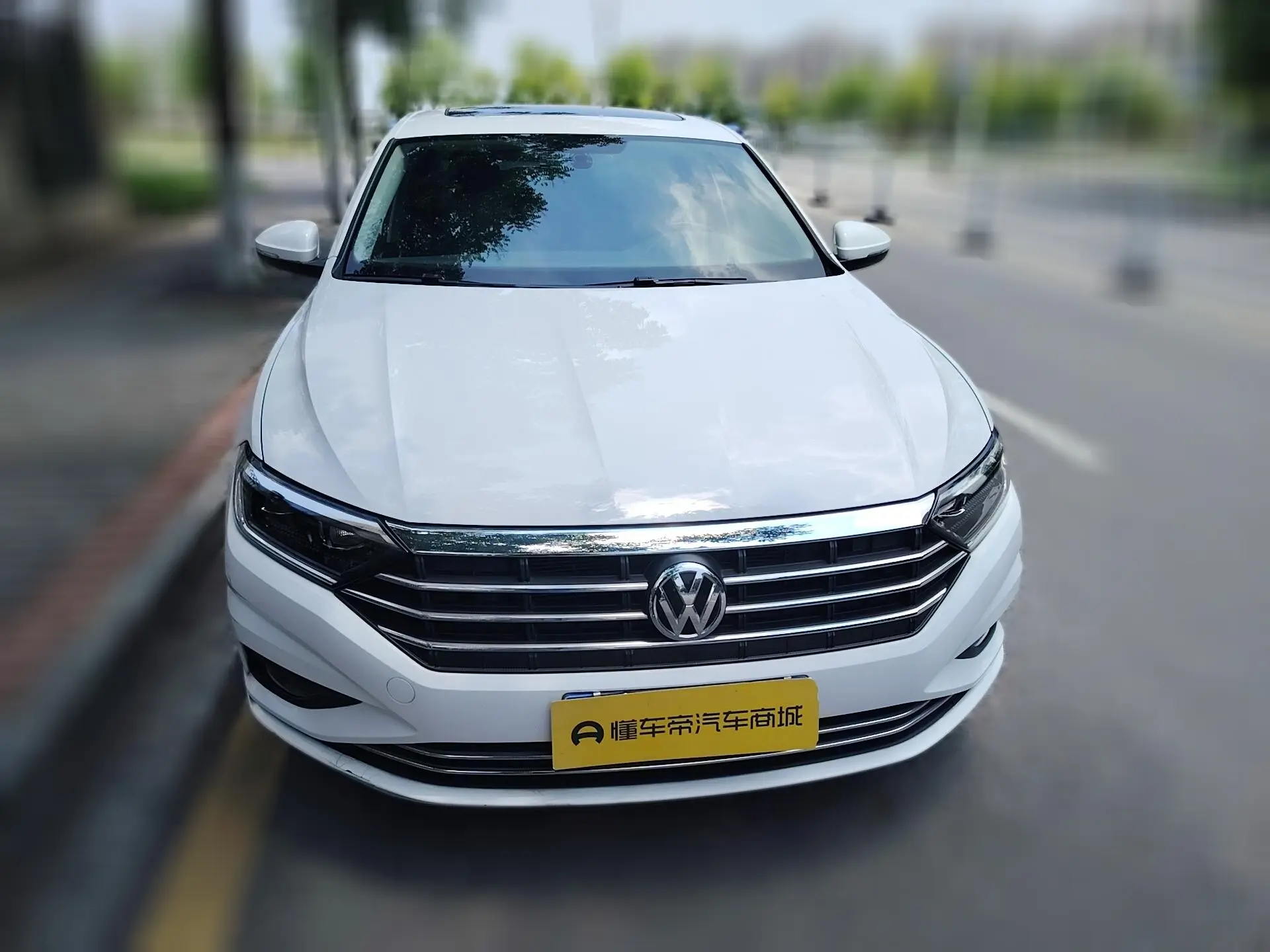Volkswagen Sagitar