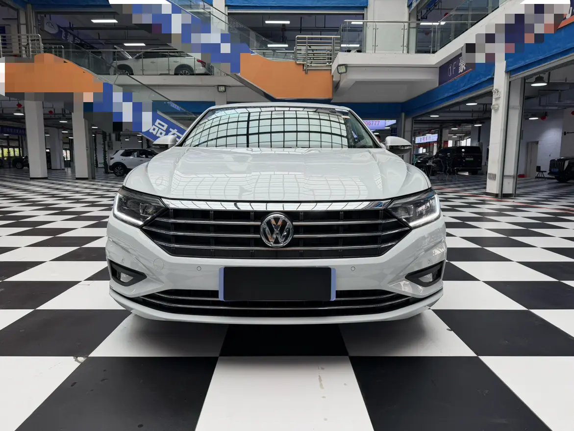 Volkswagen Sagitar