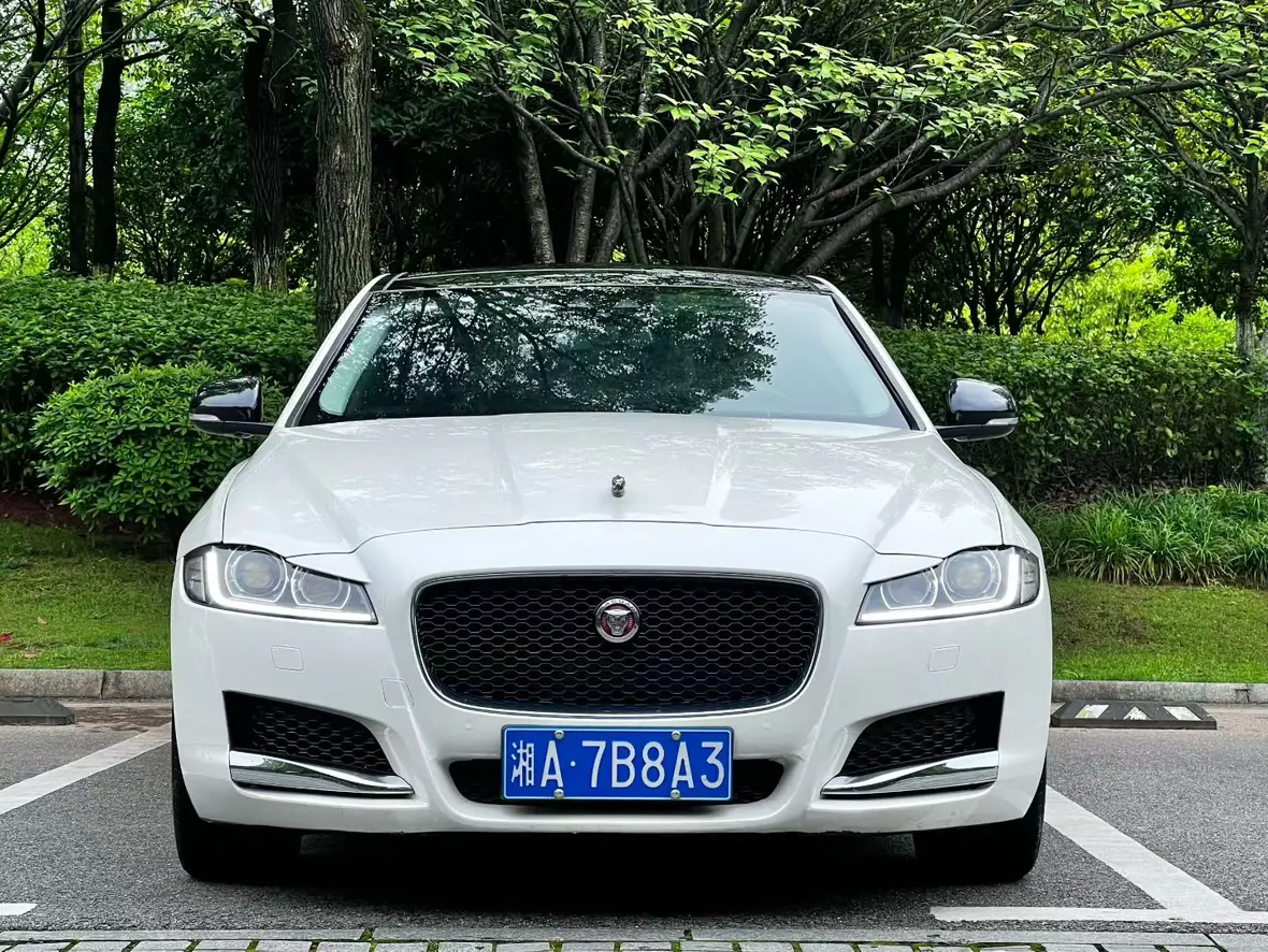 Jaguar XFL  из Китая