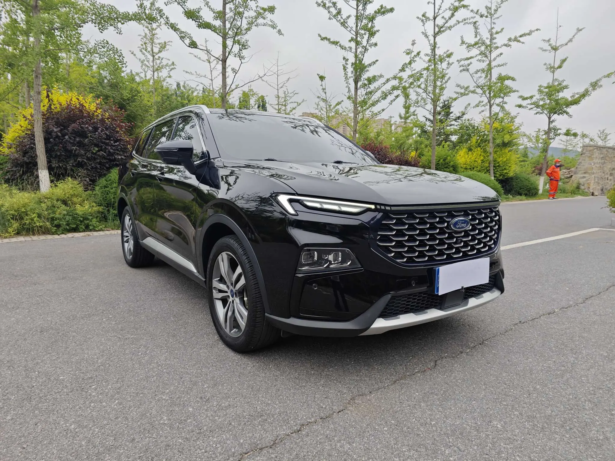 Ford Equator Sport