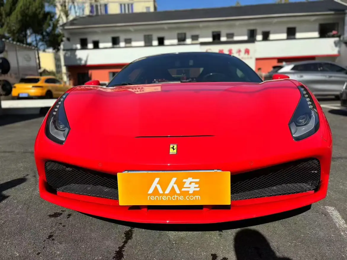 Ferrari 488