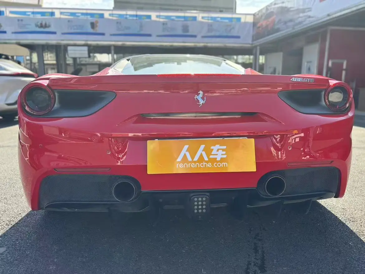 Ferrari 488