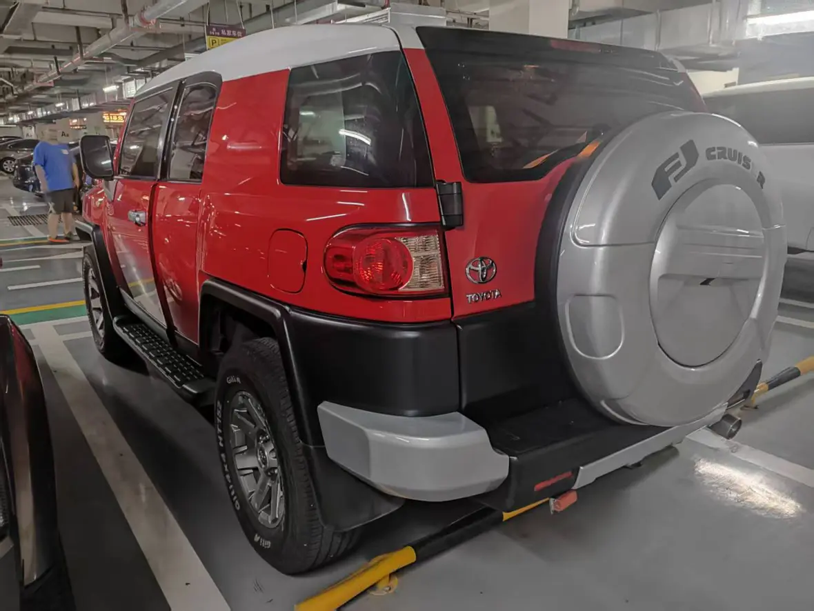 Toyota FJ Cruiser