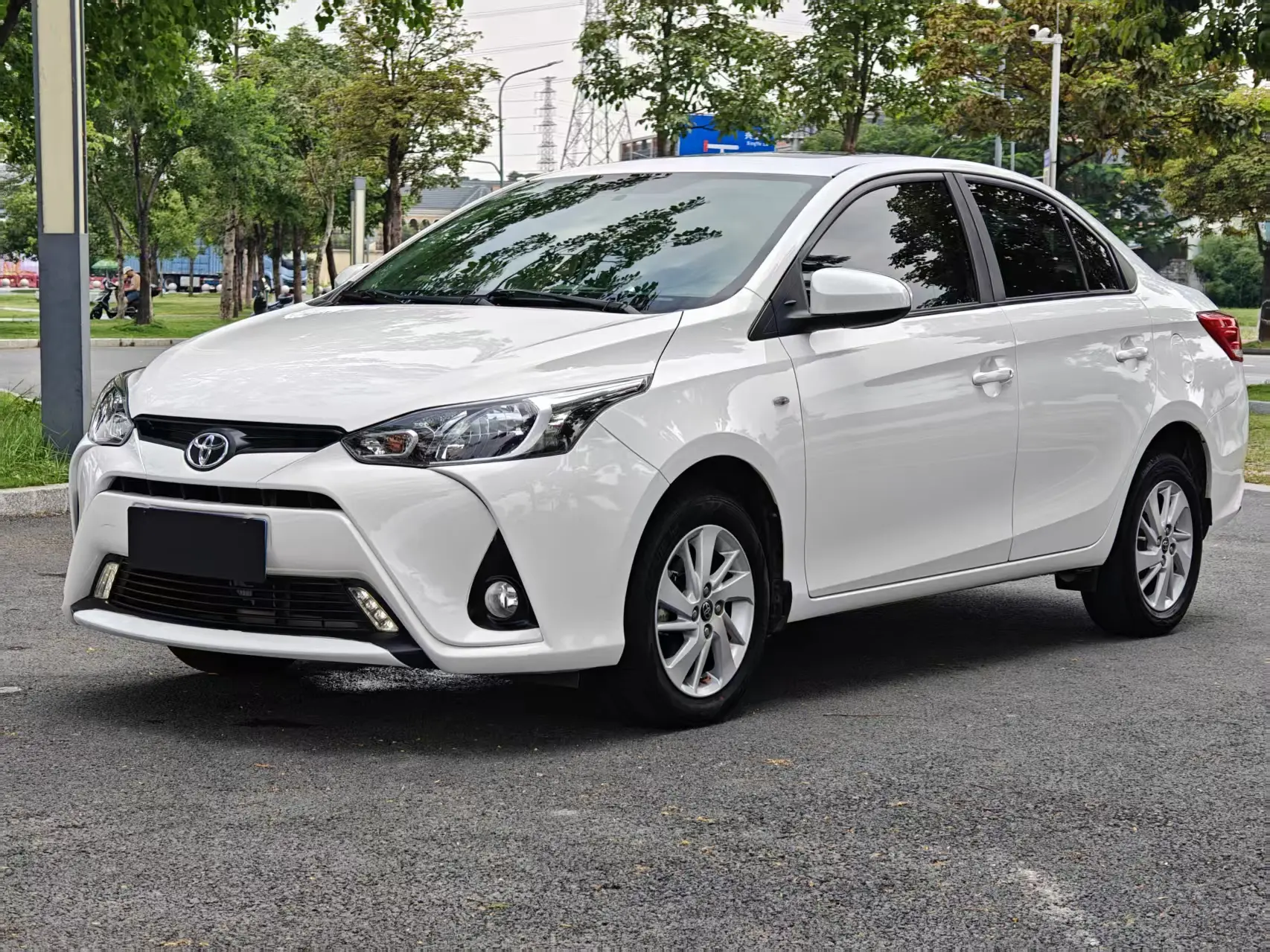 Toyota YARiS L Enjoy
