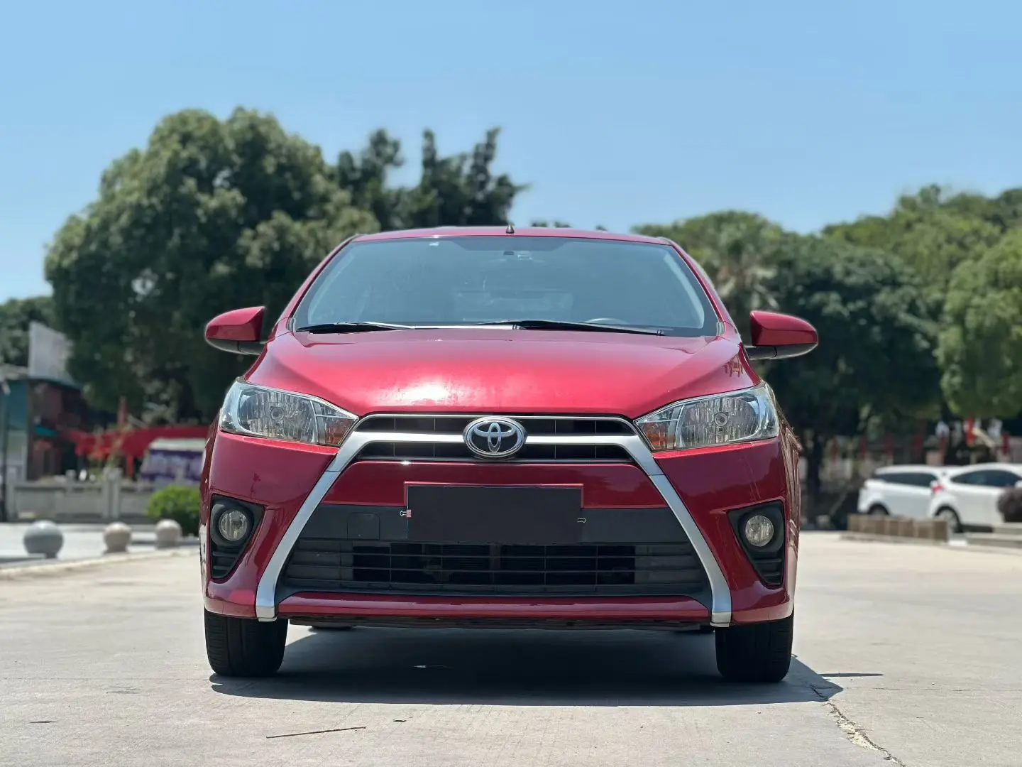 Toyota Yaris L
