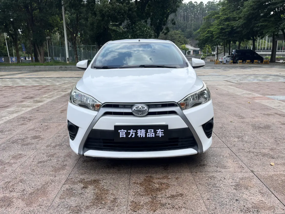 Toyota Yaris L