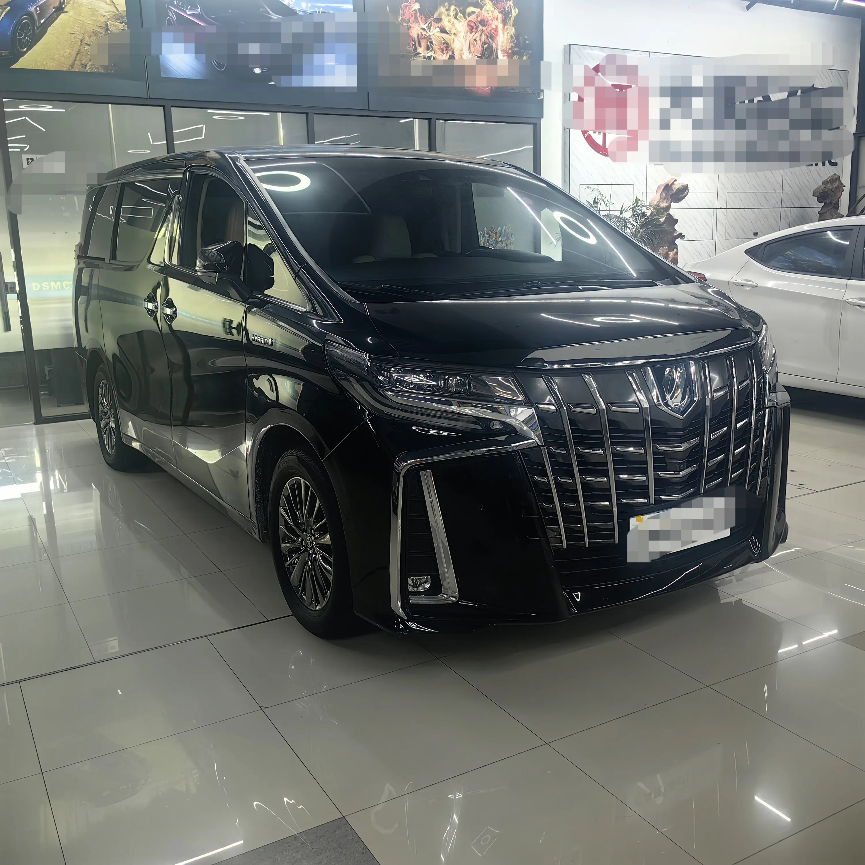 Toyota Crown Wellfire