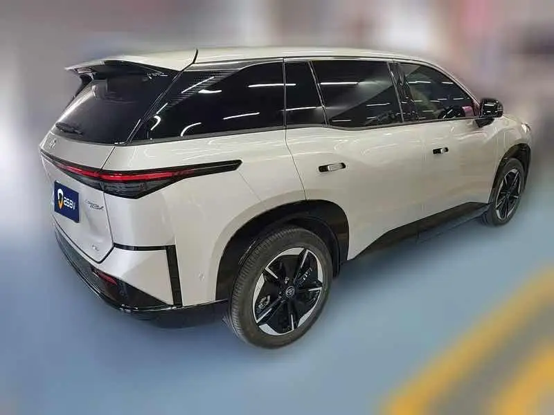 Toyota Bozhi 3X