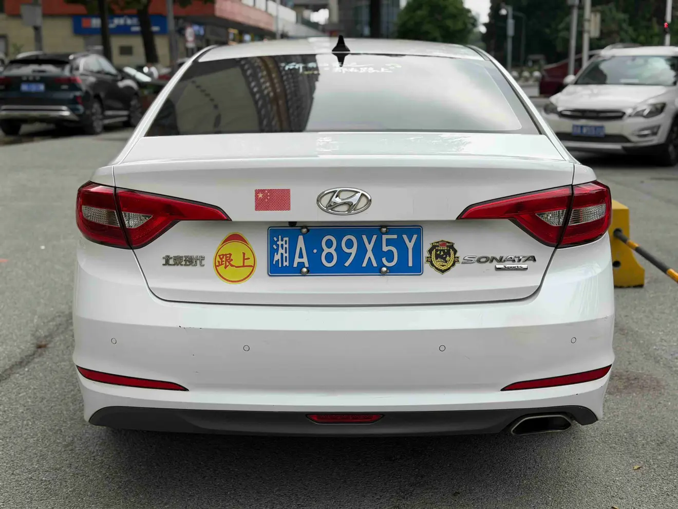 Hyundai Sonata nine