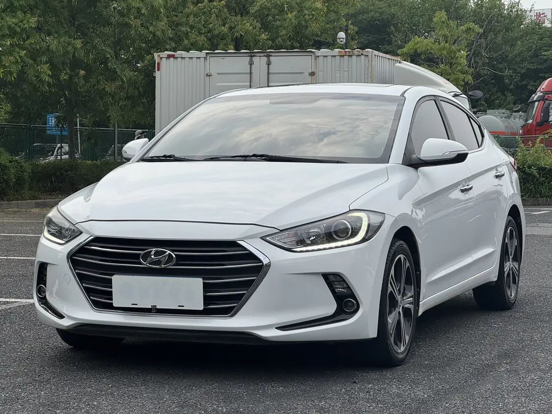Hyundai Lead