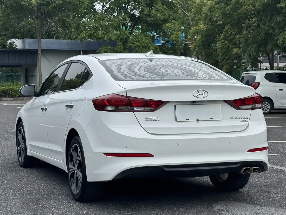 Hyundai Lead