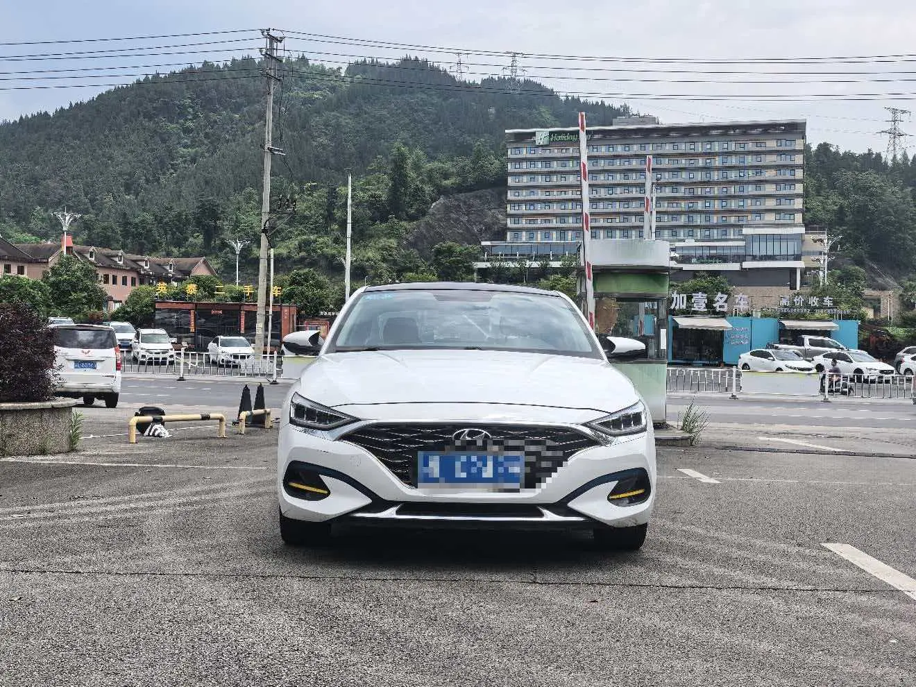 Hyundai Lafesta