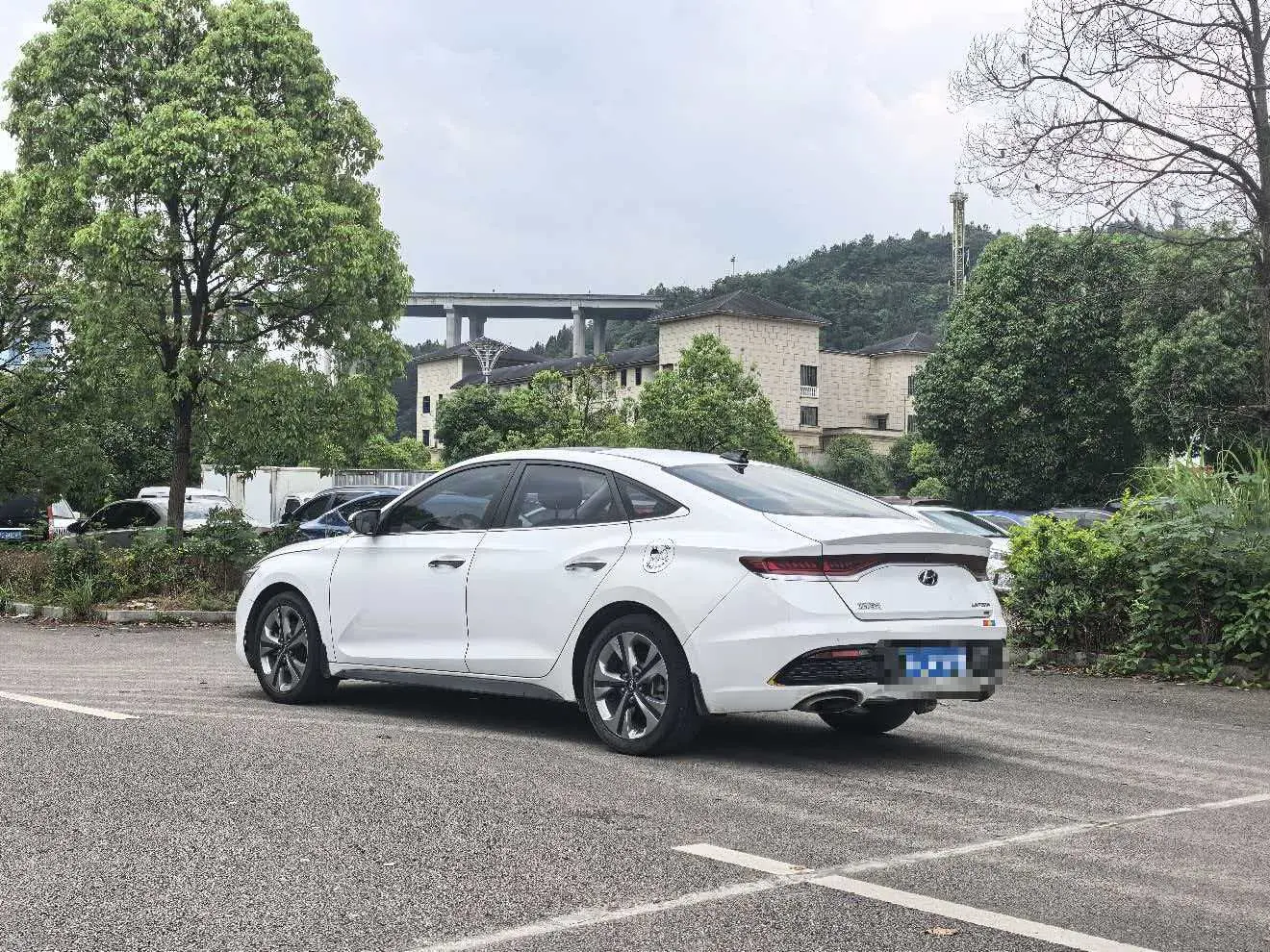 Hyundai Lafesta