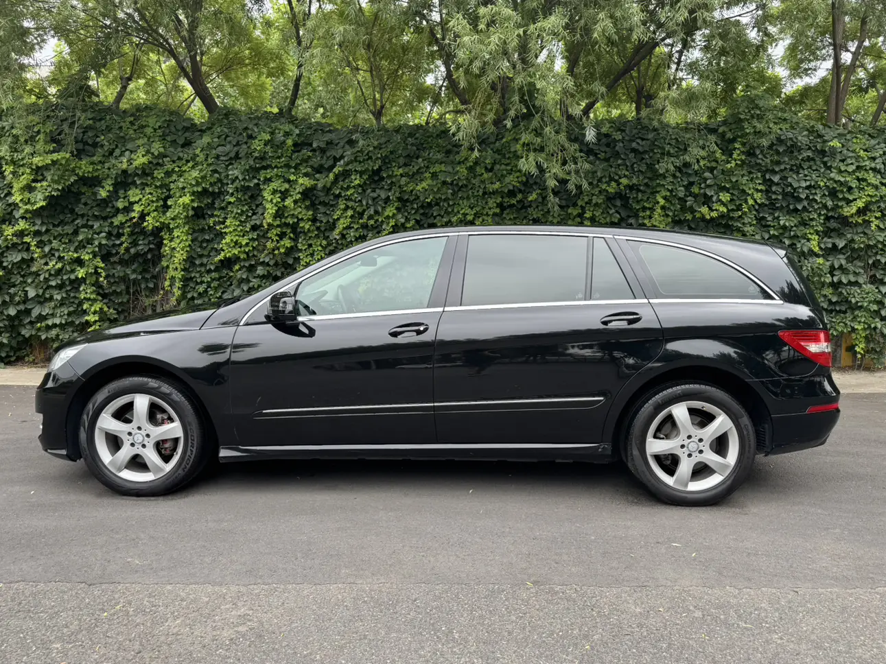 Mercedes-Benz R-Class