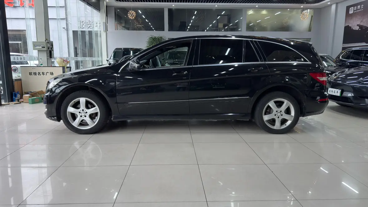 Mercedes-Benz R-Class