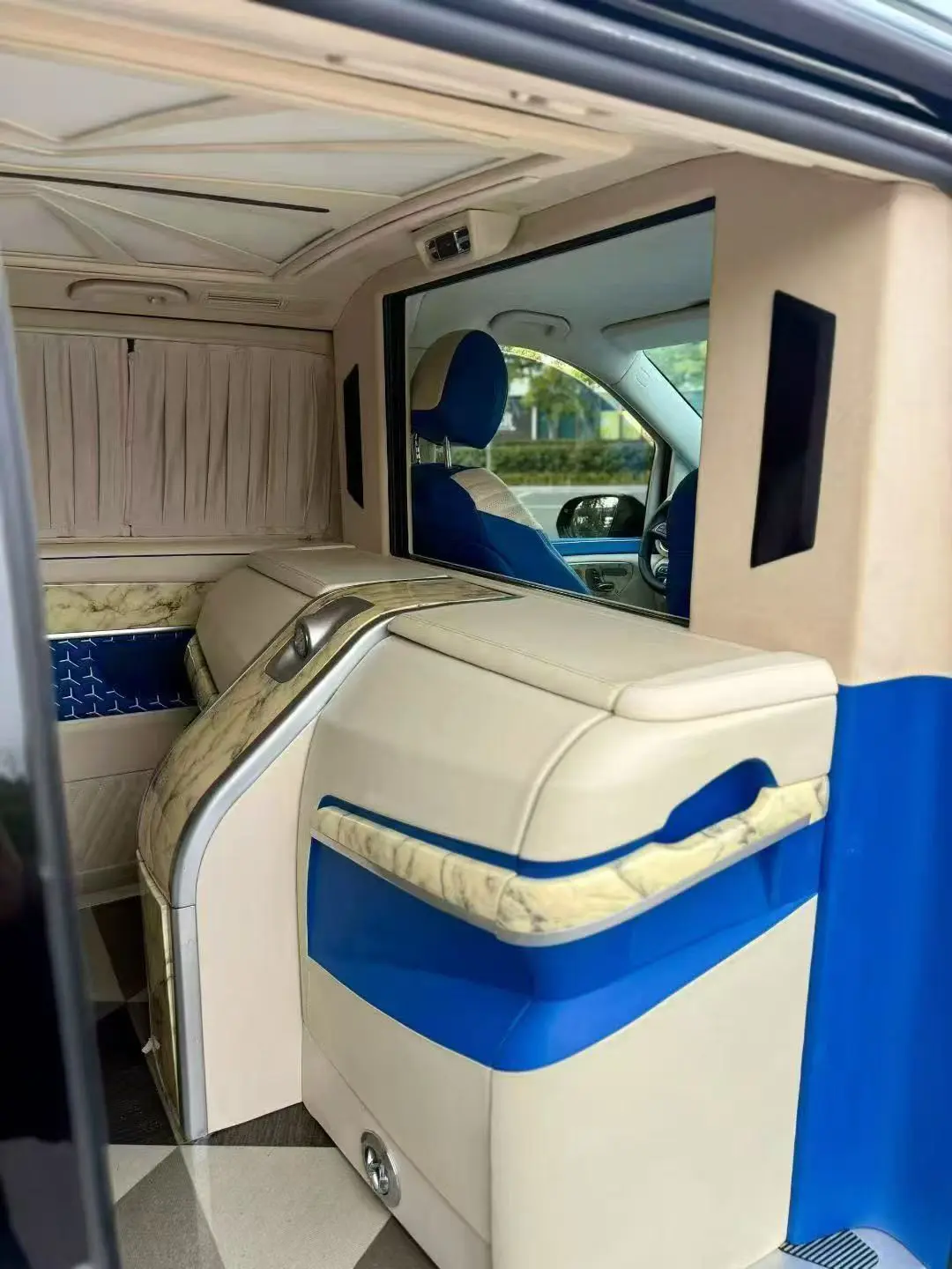 Mercedes-Benz V Class