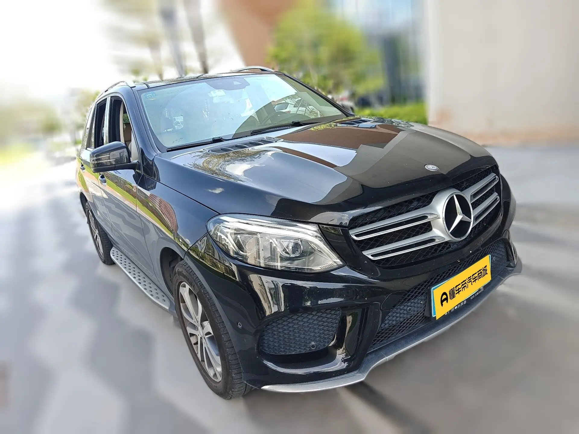 Mercedes-Benz GLE (Imported)