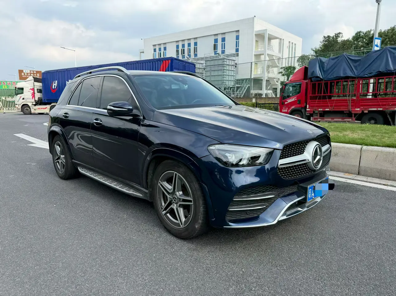 Mercedes-Benz GLE (Imported)
