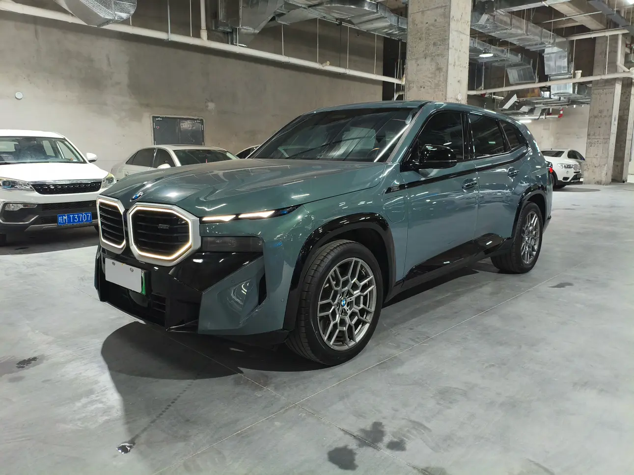 BMW XM