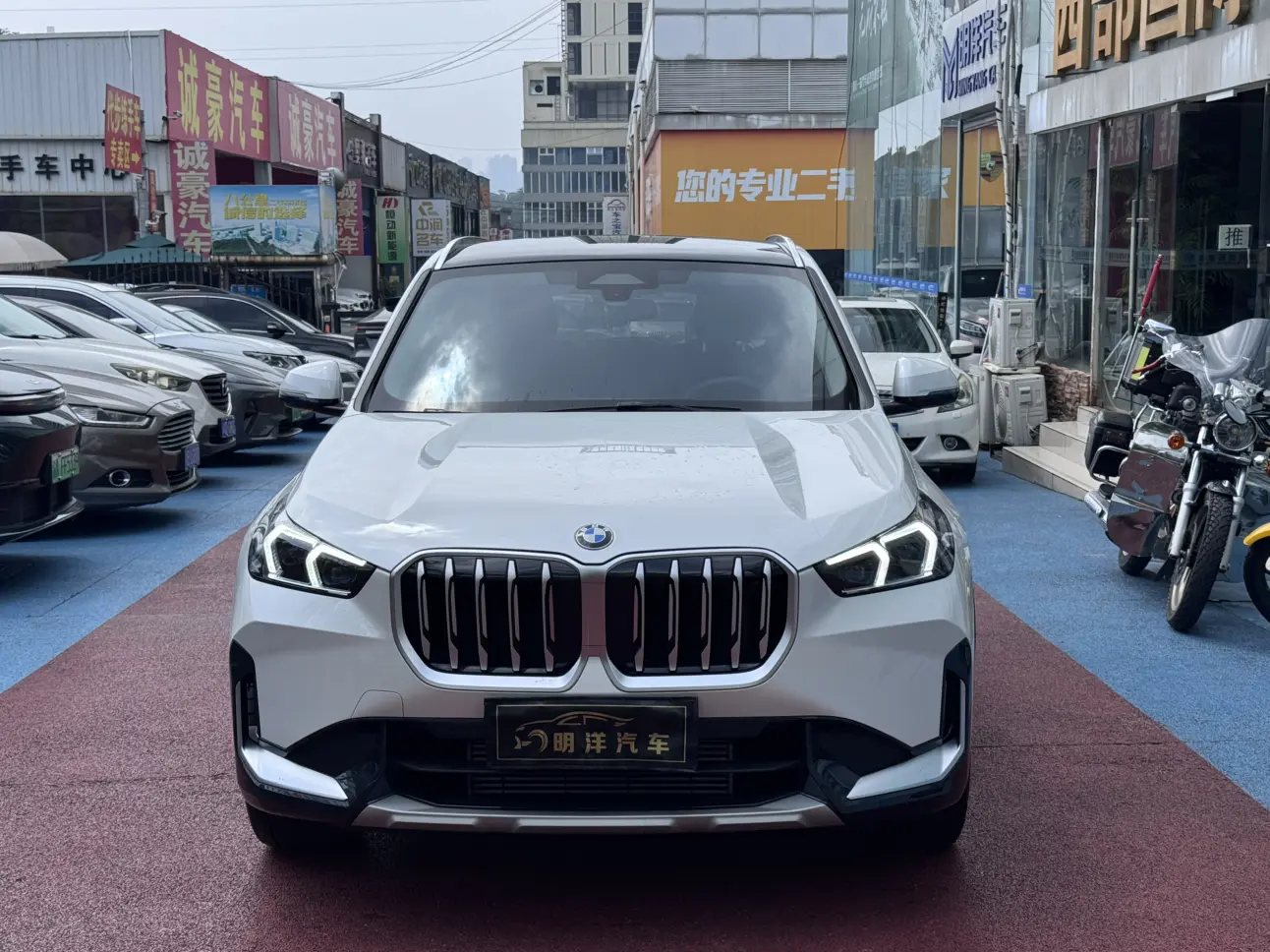 BMW X1
