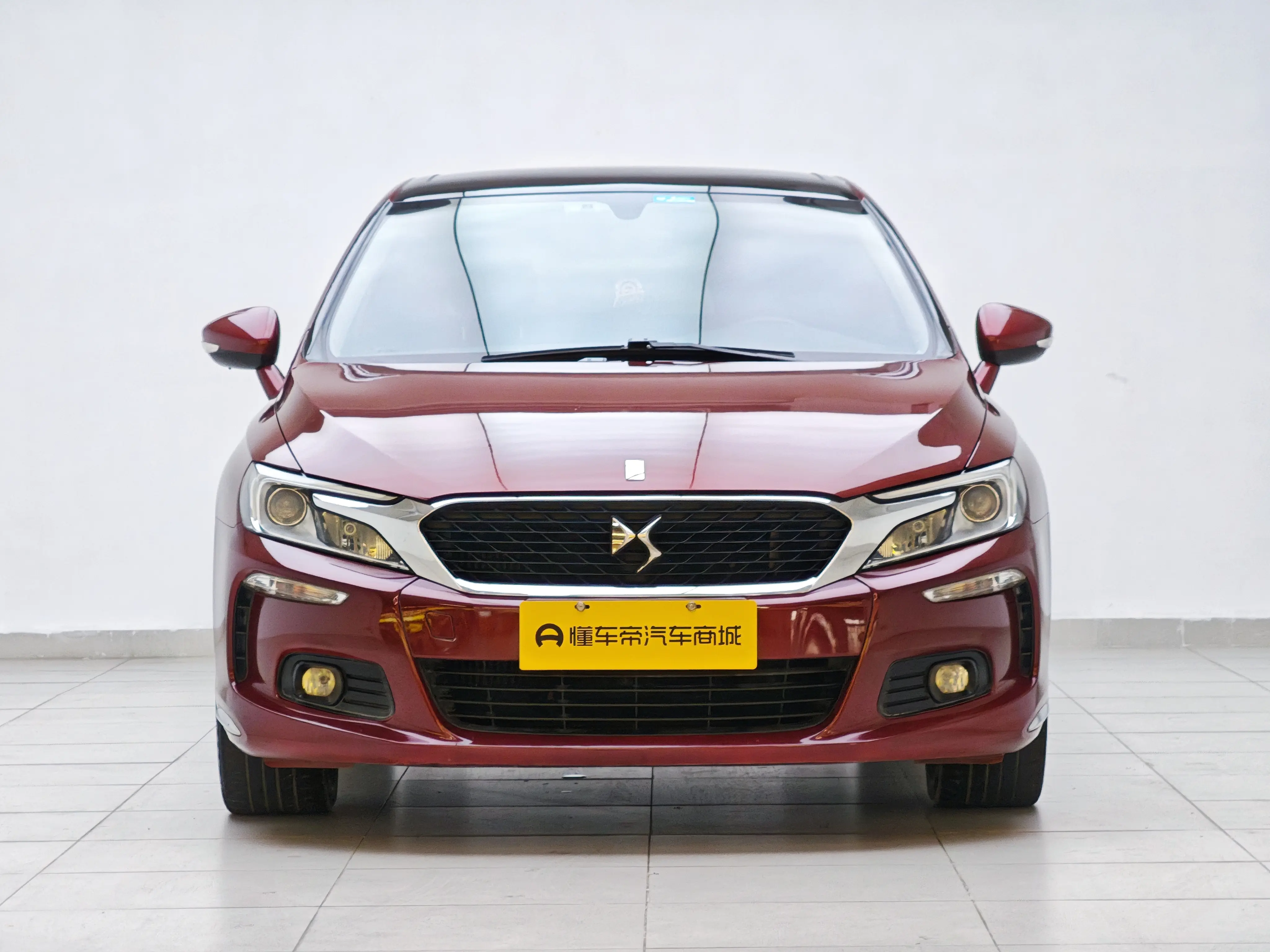 DS 4S