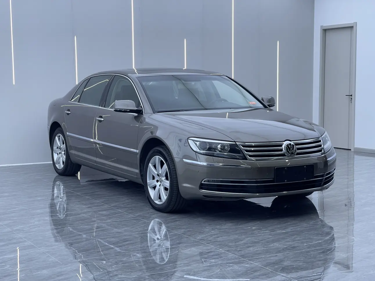 Volkswagen Phaeton / Phideon