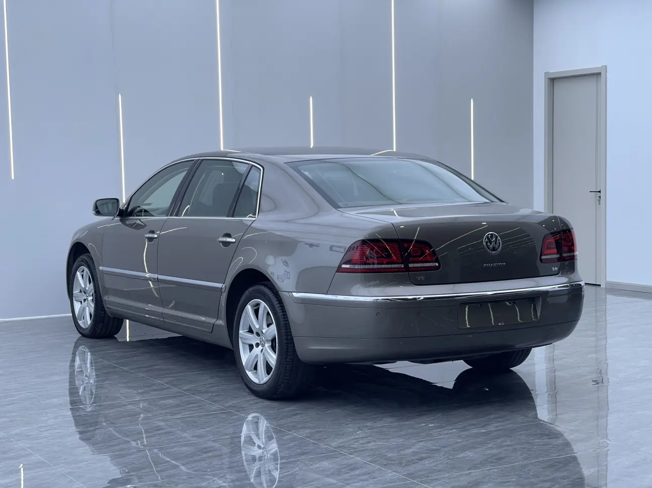 Volkswagen Phaeton / Phideon
