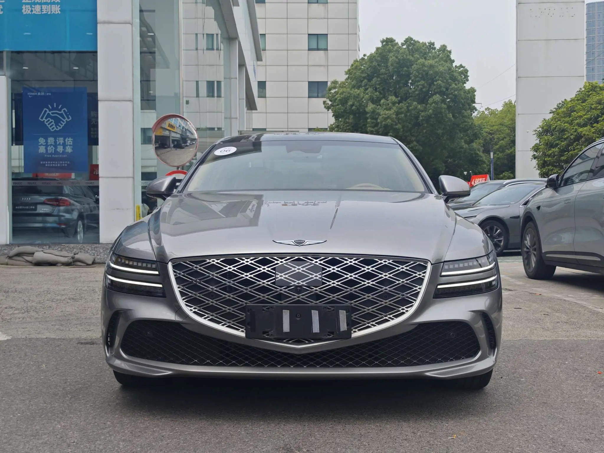 Genesis G80
