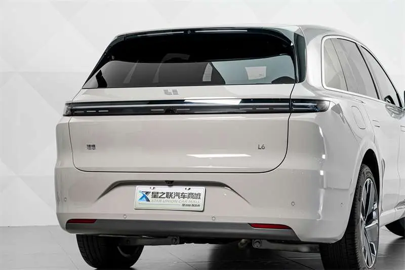 Lixiang L6