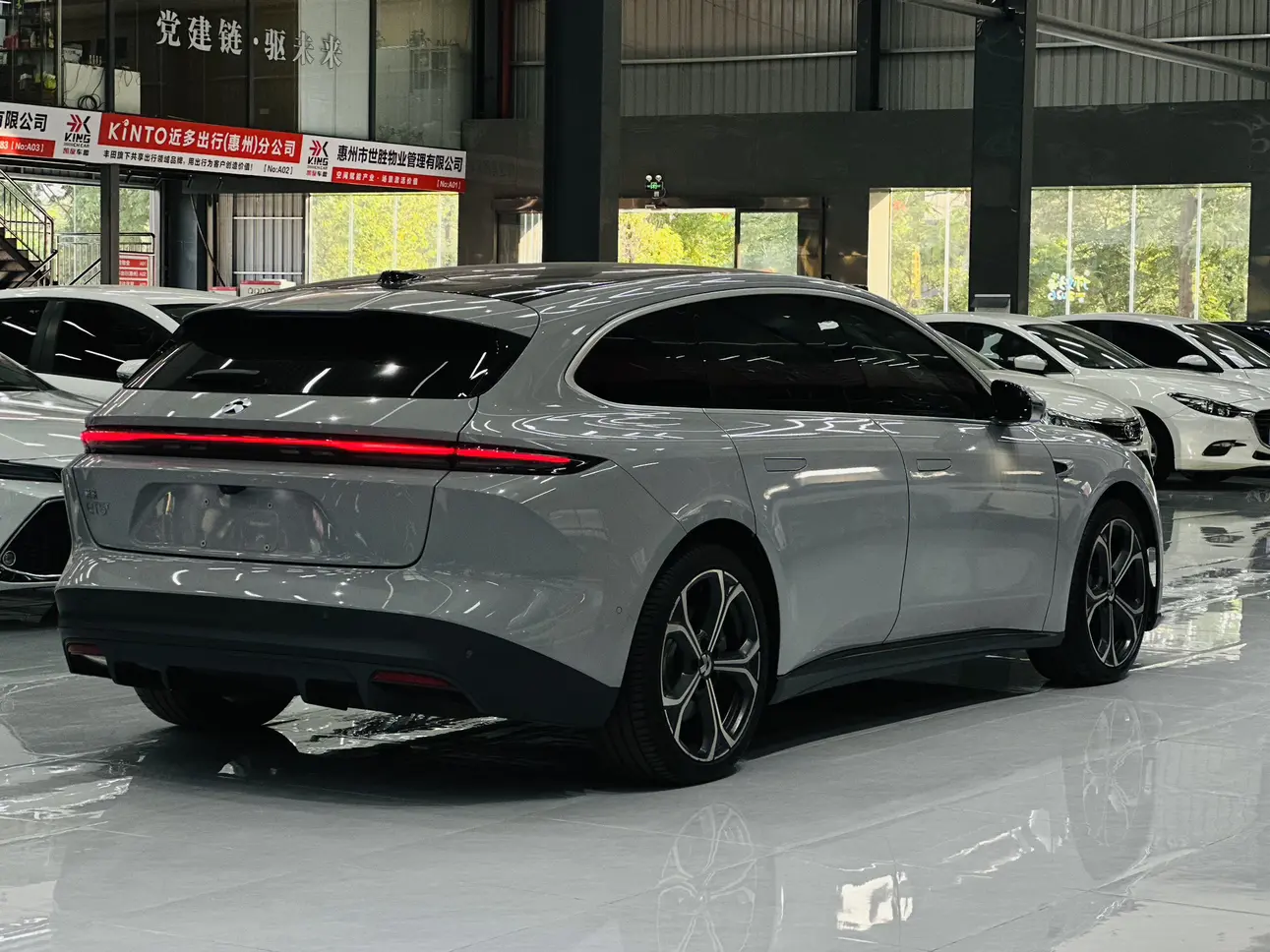 NIO ET5T