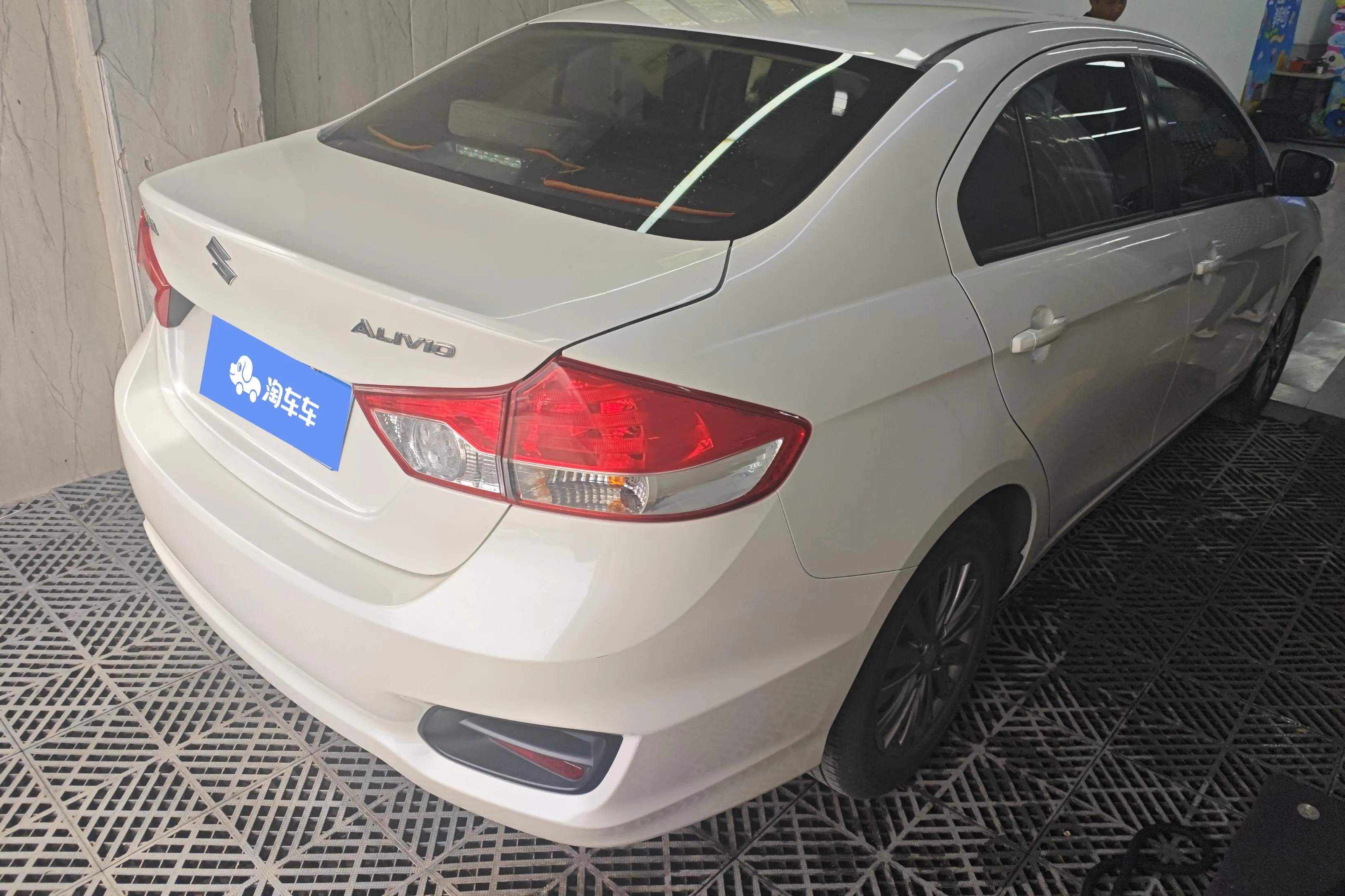 Suzuki Alivio
