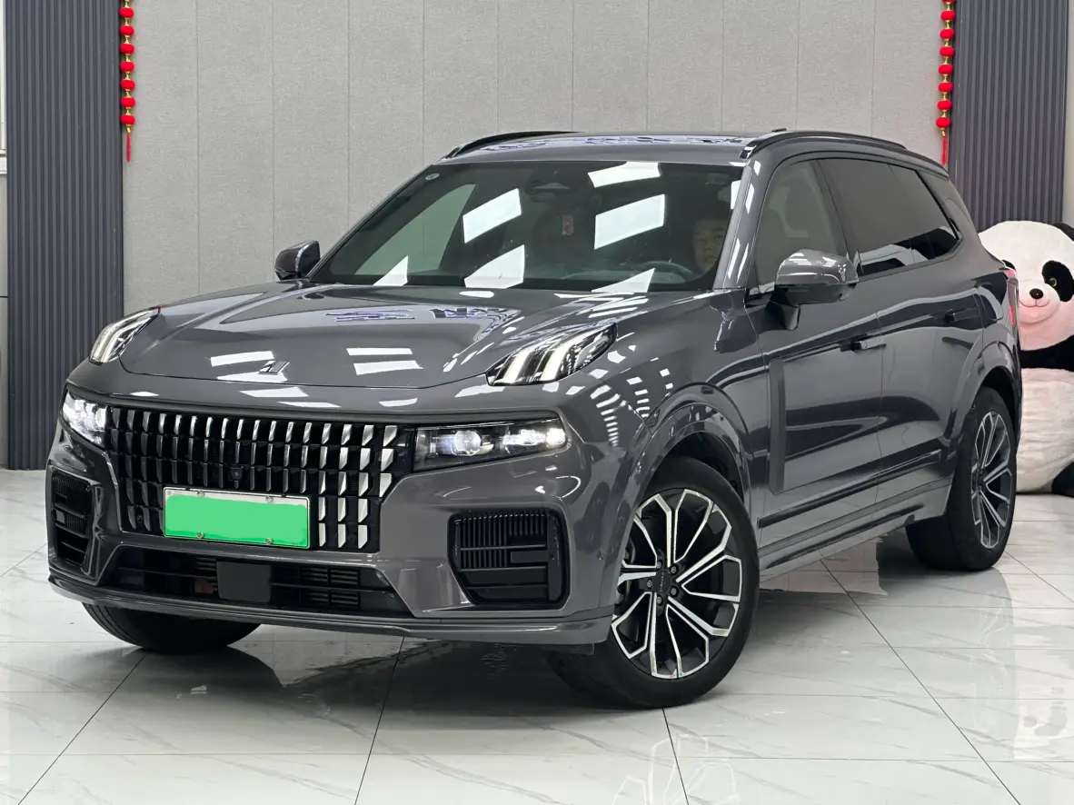 Lynk & Co 09 EM-P