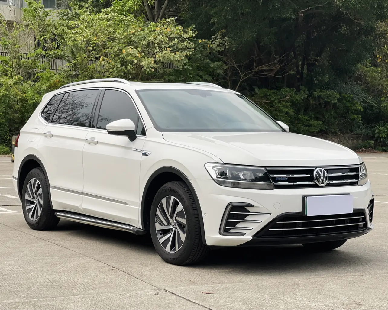 Volkswagen Tiguan L PHEV