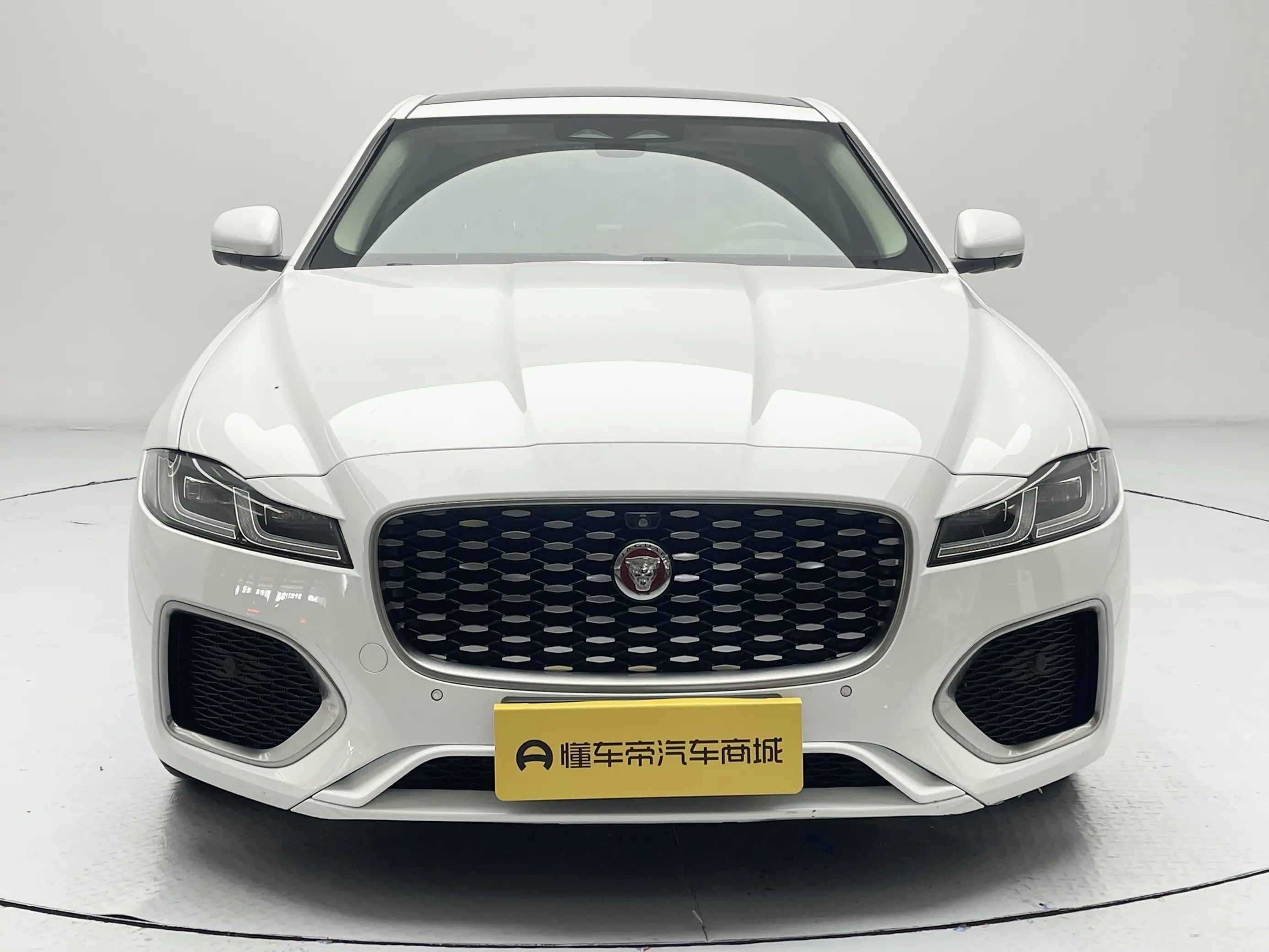 Jaguar XFL